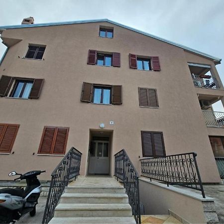 Apartment Gloria ロヴィニ エクステリア 写真