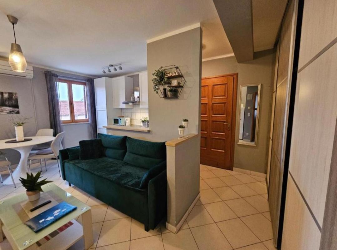 Apartment Gloria ロヴィニ エクステリア 写真